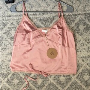 Silky lace pink top